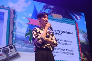 LEE JE-HOON ENCHANTED INDONESIAN FANS IN VACATION FAN MEETING