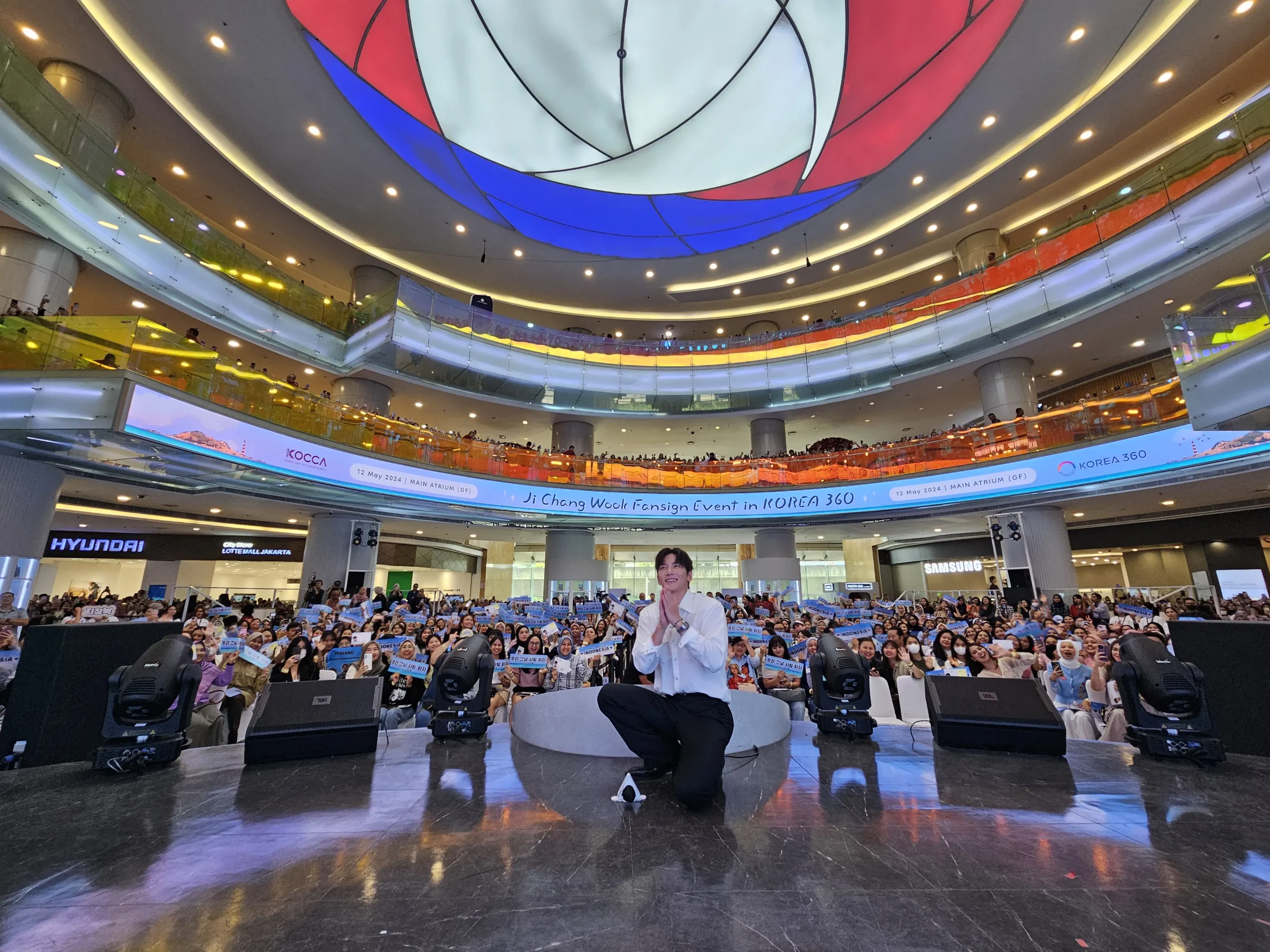 BACK TO GREET JAKARTA FANS, JI CHANG WOOK IMPRESSED WITH INDONESIA