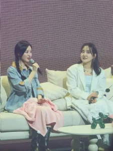 Kim Ji Won Surprises Fans with Dancing and Singing Skills In Her Fanmeeting !