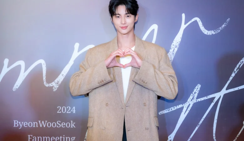 PRESS CONFERENCE BYEON WOO SEOK IN JAKARTA
