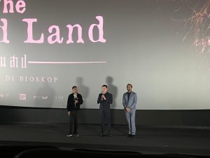 Gala Premiere of The Cursed Land in Jakarta Attended by Bront Palarae
