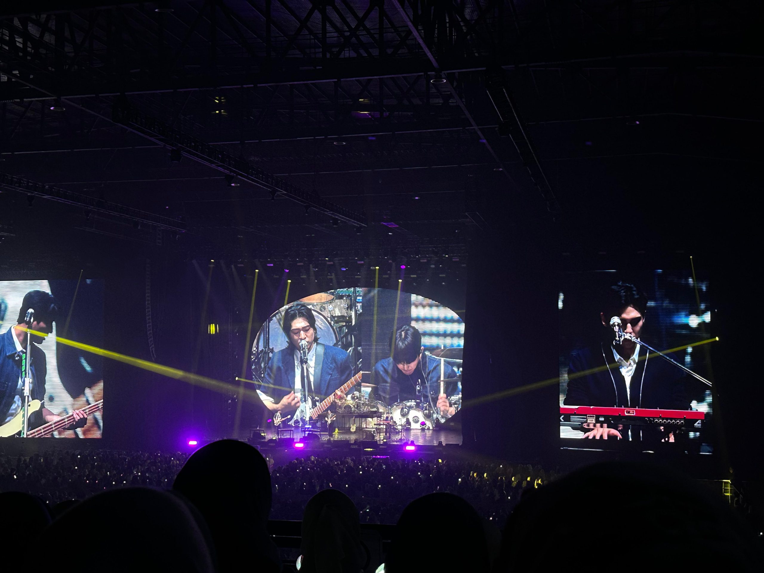 “Welcome to The Show” Closes DAY6 3RD WORLD TOUR  IN JAKARTA