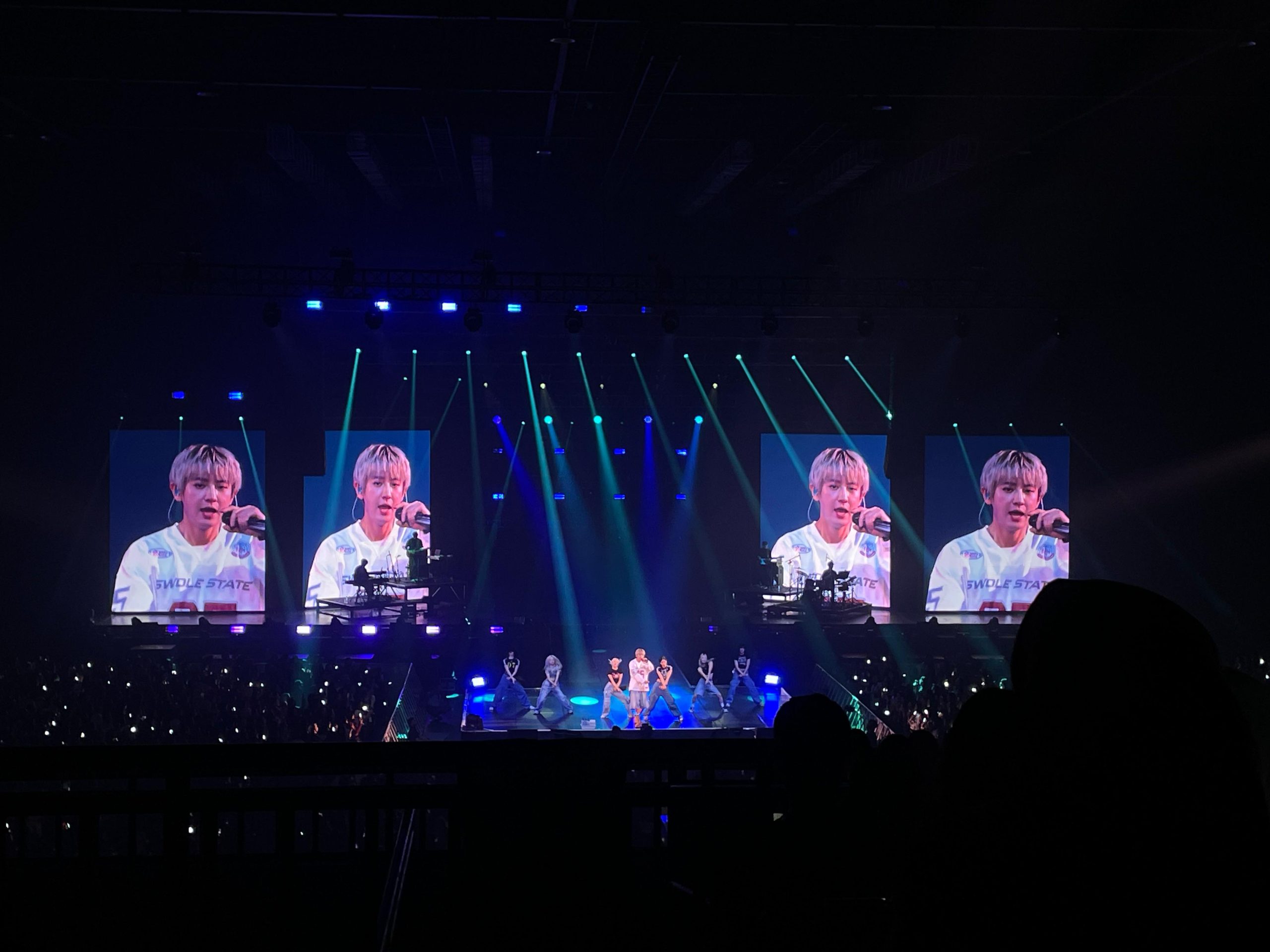Chanyeol’s Concert in Jakarta: Surprises Fans by Singing “Inikah Cinta”