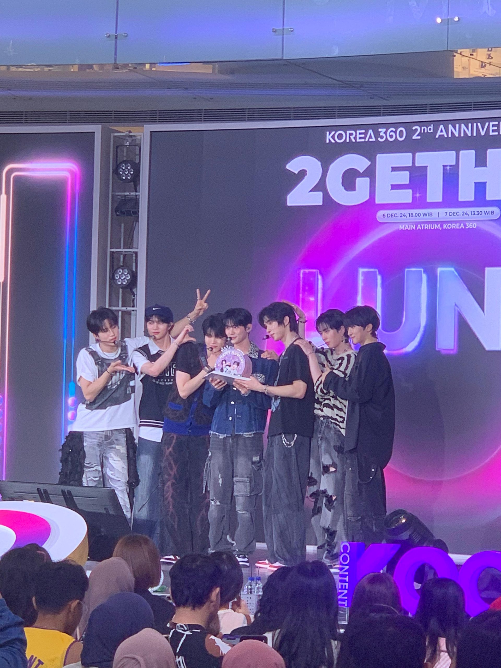 Wow! Birthday Party with LUN8 at DAY 2 of ‘KOREA 360 2nd Anniversary : ‘