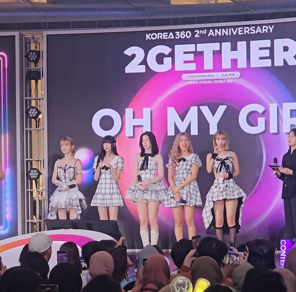 Oh My Girl Celebrates KOREA 360 Second Anniversary in Jakarta