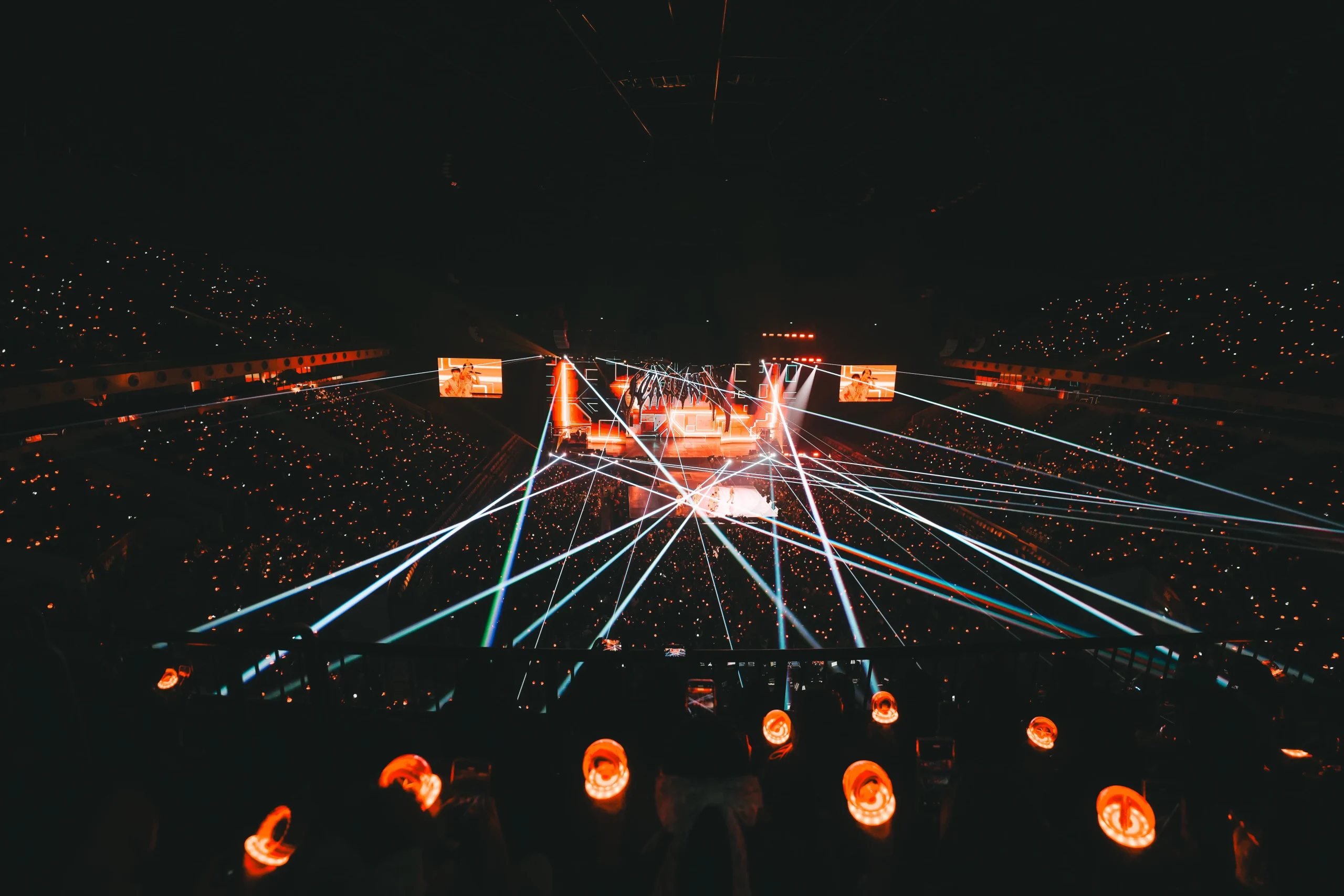 Stray Kids praise Indonesia STAY with Main Vocal From all of STAY in the world