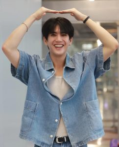 The Concert is Getting Closer! The Arrival of Sea, Pond, and LYKN in Jakarta is Welcomed with Enthusiasm by Fans