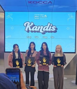 Kandis Holds Mini Concert in KOREA 360, Performing ‘Playground’ Single and Covering Songs by Tiara Andini and Mahalini