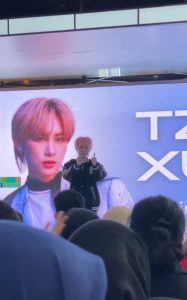 Tzi Xuan’s Fansign in Jakarta: Dance, Challenges, and Seblak!