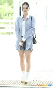 Hyeri is On Her Way to Indonesia for a Special Fanmeeting: “Welcome to HYERI’s Studio in Jakarta”