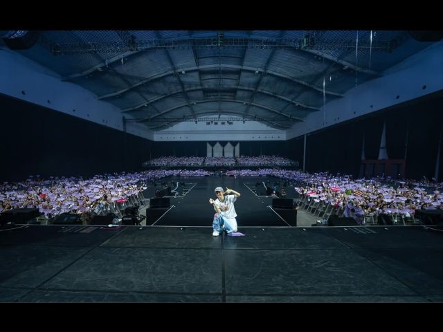 Baekhyun in Jakarta: An Intimate Sound Check and a Heartwarming Goodbye Session A Laid-Back and Intimate Sound Check