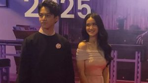 Glamour and Heartfelt Moments Under the Rain: Highlights from the Rangga & Cinta Red Carpet Gala Premiere