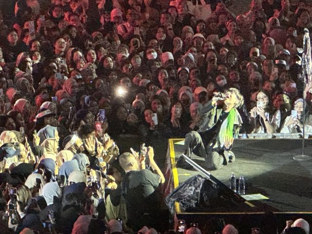 Emotional Fan Project on The 1/9 Tour by eaJ and Special Performance