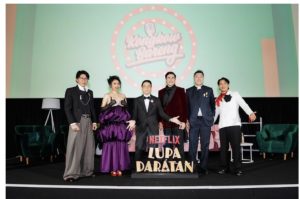 Ernest Prakasa and the Cast of Lupa Daratan: A Story Behind the Film