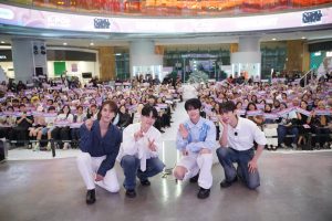 HIGHLIGHT Reunites with Indonesian LIGHT in a Heartwarming Moment at KOREA 360