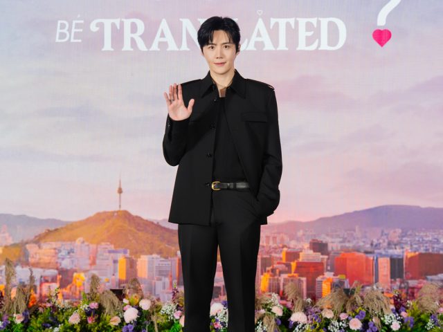 Kim Seon-ho Almost Forgot Korean While Playing a Translator in Netflix “Can This Love Be Translated?”