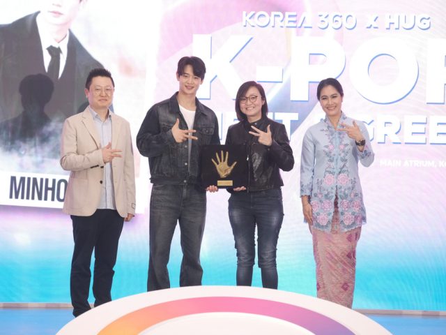 Excitement at Minho SHINee and HIGHLIGHT Meet & Greet in Jakarta