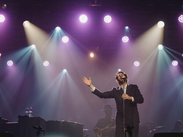 Josh Groban Magnificent Voice Sweeps Jakarta in a Valentine’s Night Spectacle