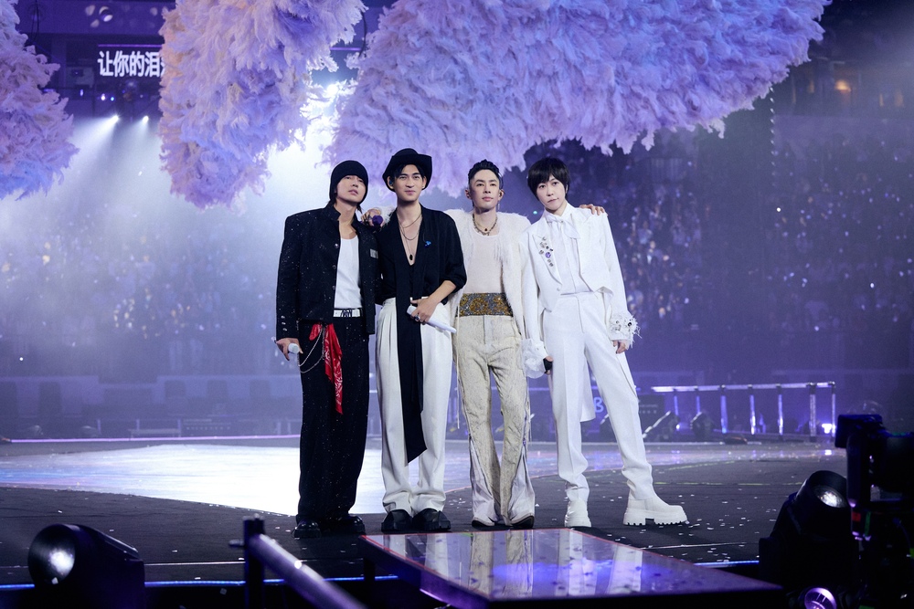 F✦FOREVER Concert Shakes Indonesia as F4 Stars Reunite with Ashin