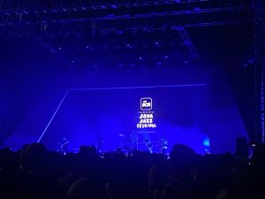 Wave to Earth & Ella Mai Pull Massive Crowds on Java Jazz 2026 Day 2