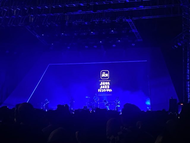 Wave to Earth & Ella Mai Pull Massive Crowds on Java Jazz 2026 Day 2