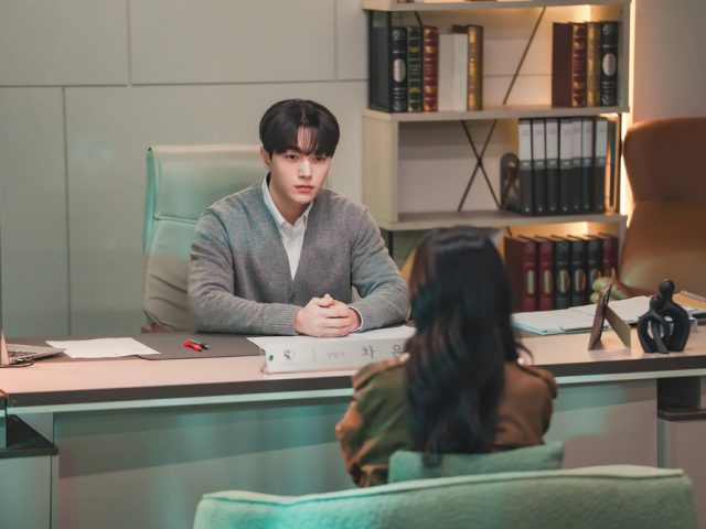 Love in Sync Puts a Fresh Spin on K-Drama Fantasy by Swapping Emotions Instead of Bodies
