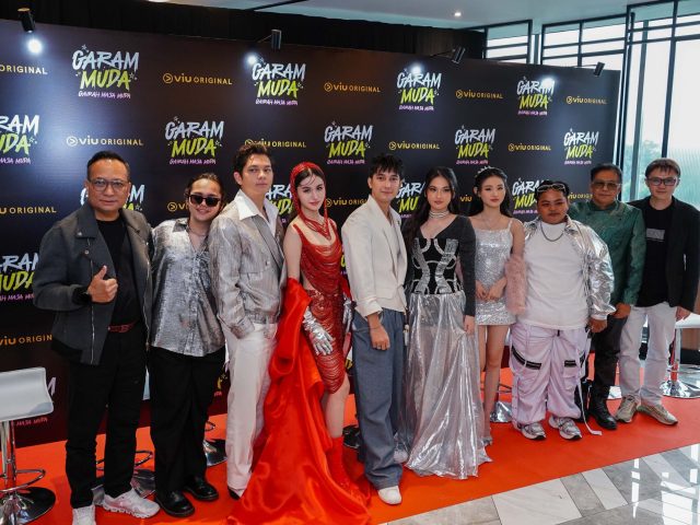Junior Roberts Discovers a Different Side of Popularity Through Garam Muda