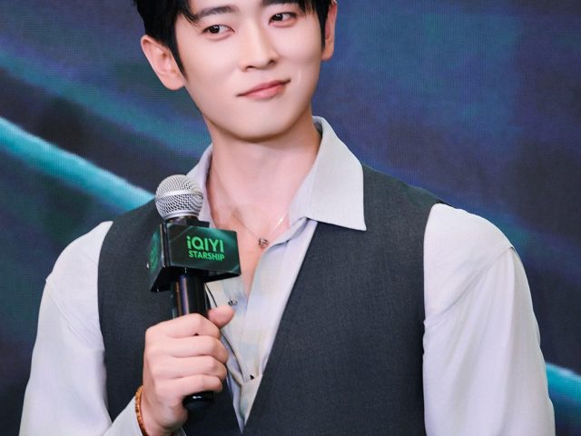 Cheng Lei Makes His Indonesia Debut, Meets Fans at iQIYI Starship Jakarta