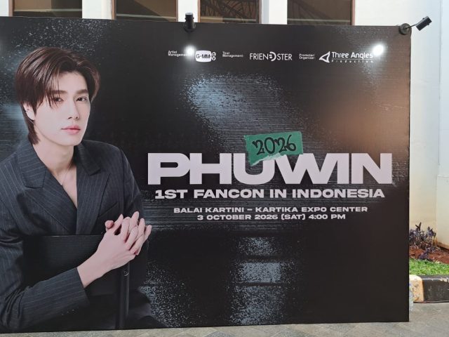 Phuwin Tangsakyuen Delights Indonesian Fans at His First Solo Fancon in Jakarta